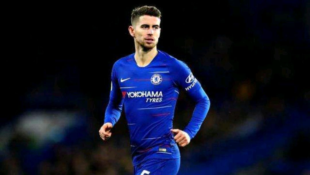 关于今夜足总杯传出新动向，布莱顿官宣签约，管理层表态：管理层满意，年轻球员得到机会的信息-沙巴电竞